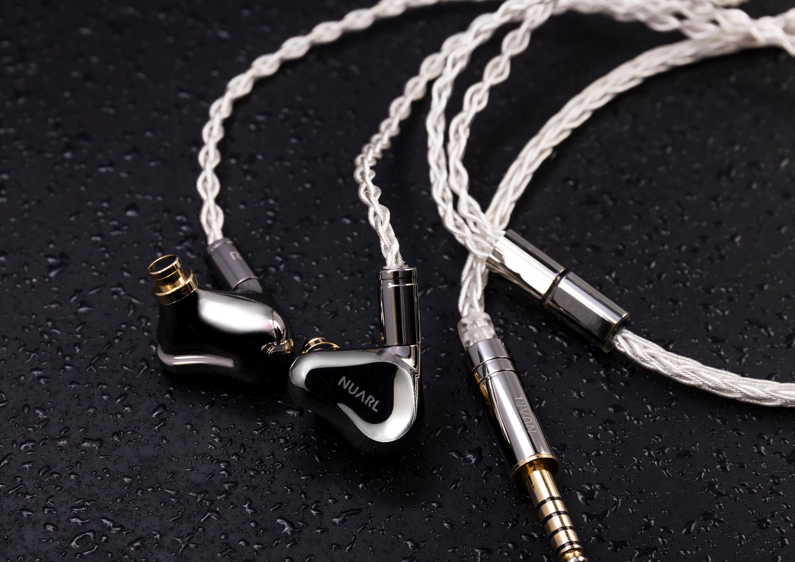 イヤホン 1812 Overture Venom Ultra 美品】1812 Overture Venom Ultra