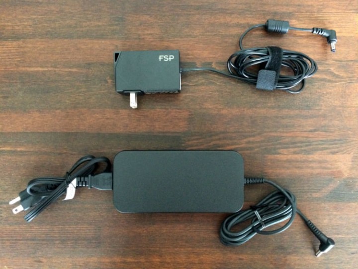 Intel NUC ミニPC 本体とACアダプター nuc6i7kyk Intel NUC ミニPC