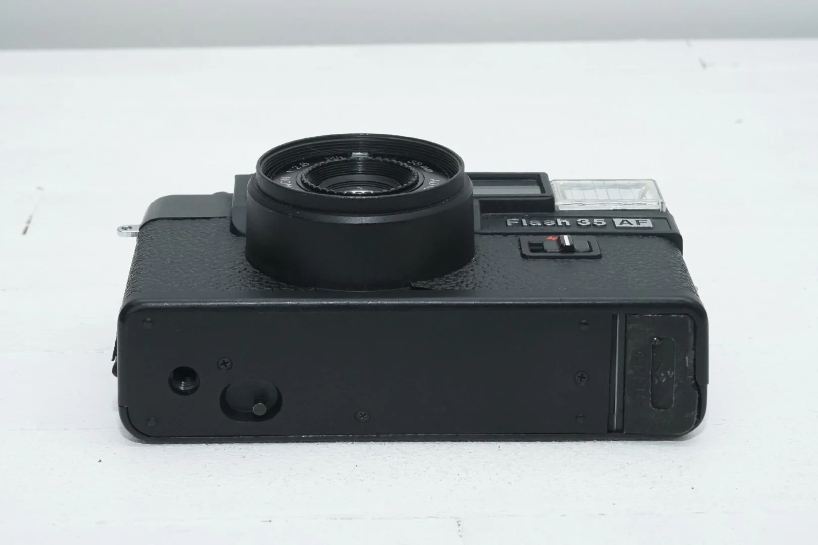 稀少品 動作品 Rollei Flash 35 AF The Rollei 35AF looks like the