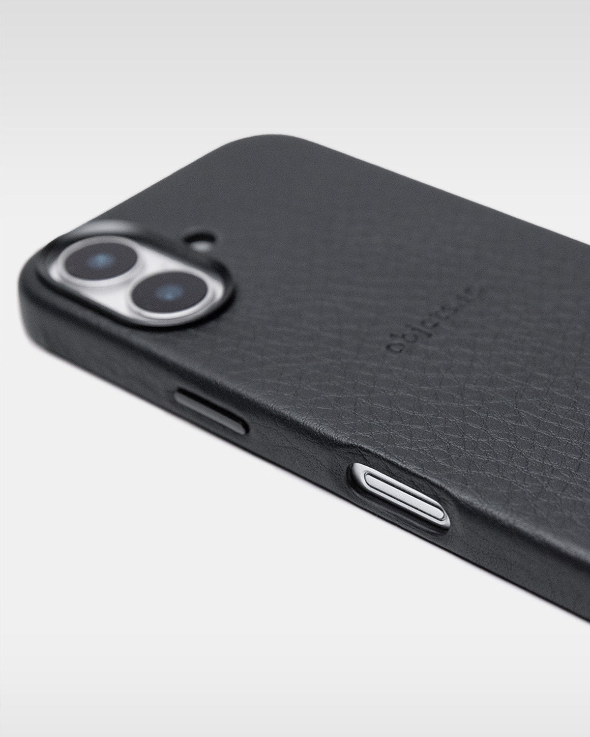 MagSafe対応 iPhoneケース - ブラック - iPhone 17/16/15/14対応