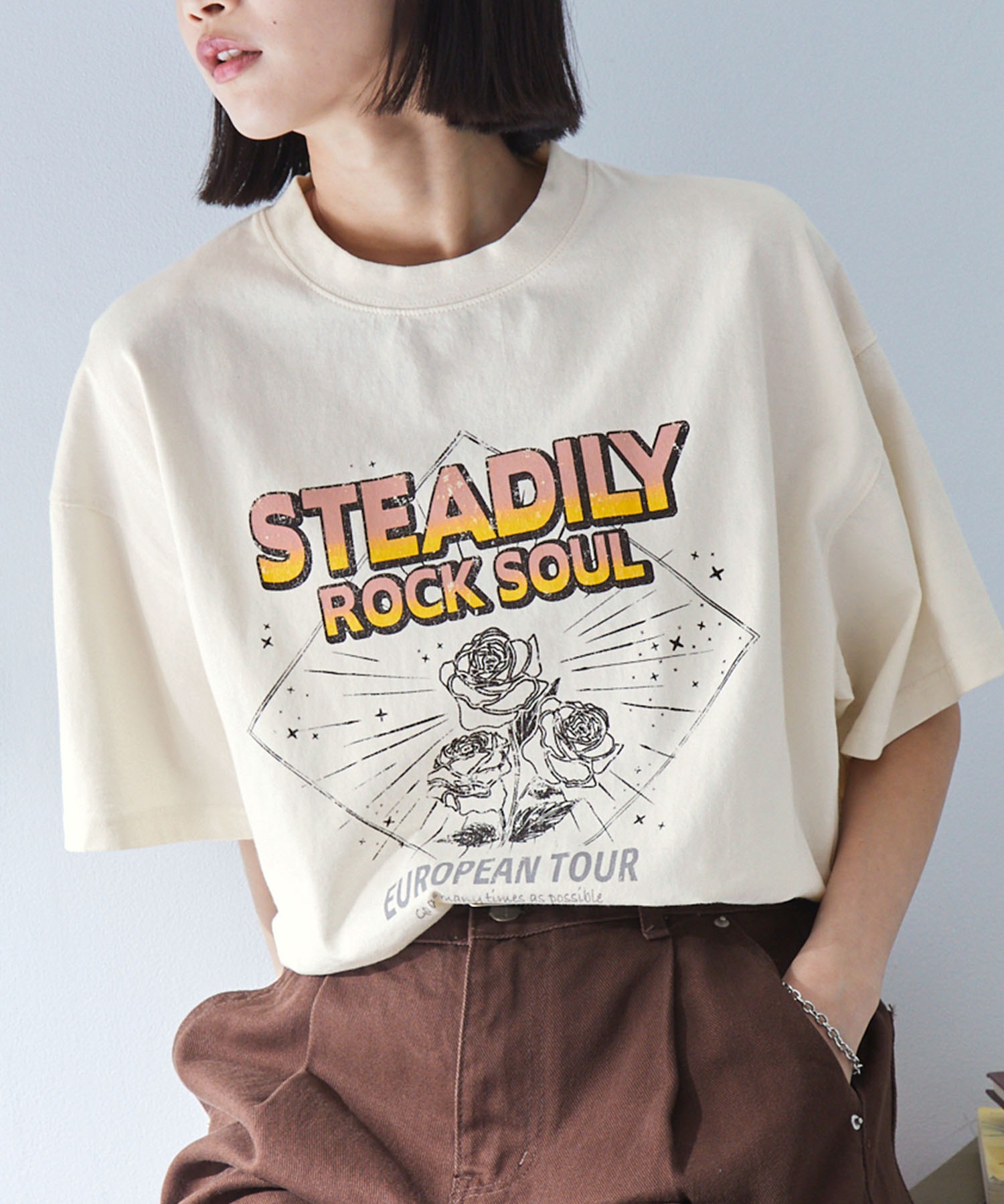 ヴィンテージ加工ツアーグラフィックデザイン オーバーサイズ半袖T