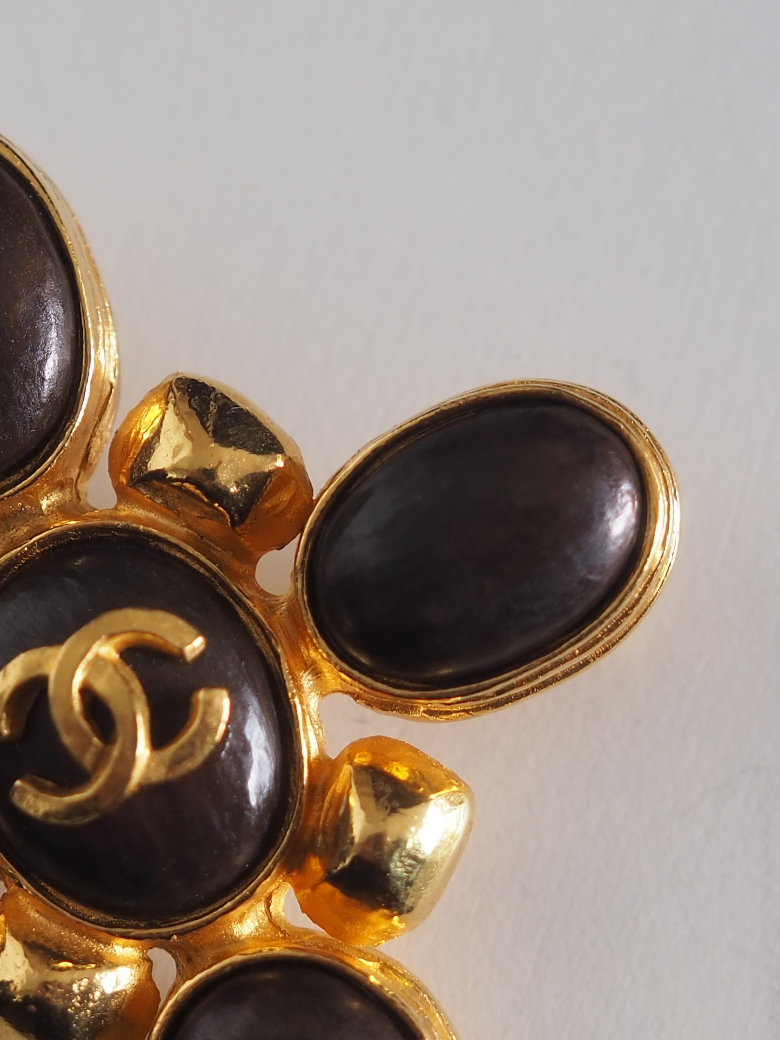 CHANEL シャネル COCO カラーストーン ブローチ ゴールド ブラウン 97A