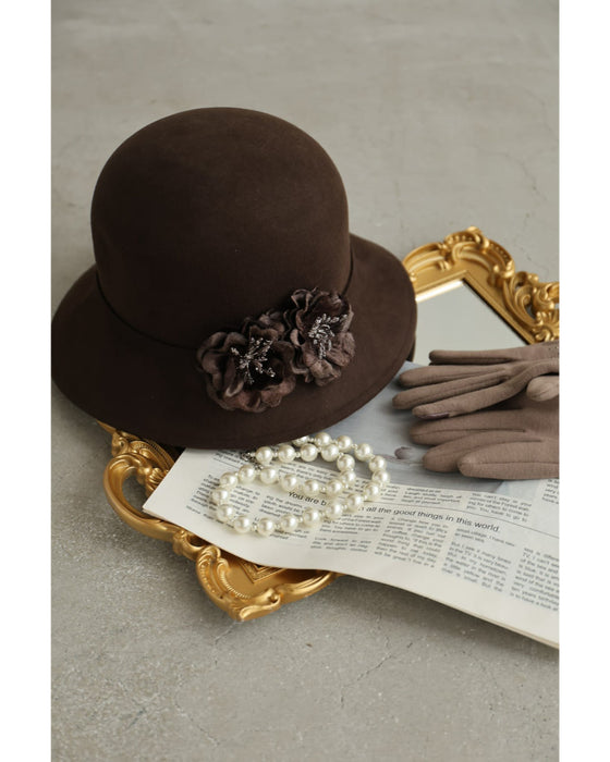 寄り添う花コサージュのクラシカルハット – ONE PEACE ONLINE