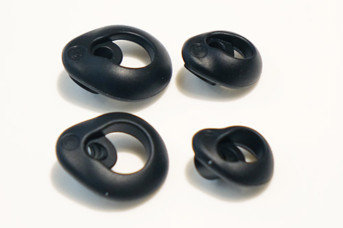 話題の耳穴を塞がない独立型ワイヤレスヘッドホンXperia Ear Duo