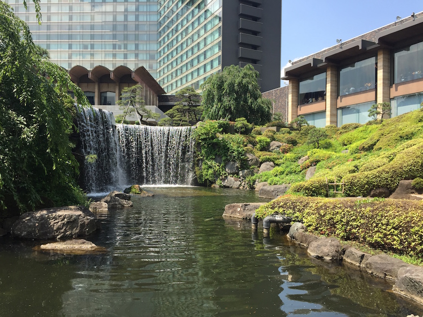 ホテルニューオータニ日本庭園 ― 岩城亘太郎作庭…東京都・赤坂の庭園