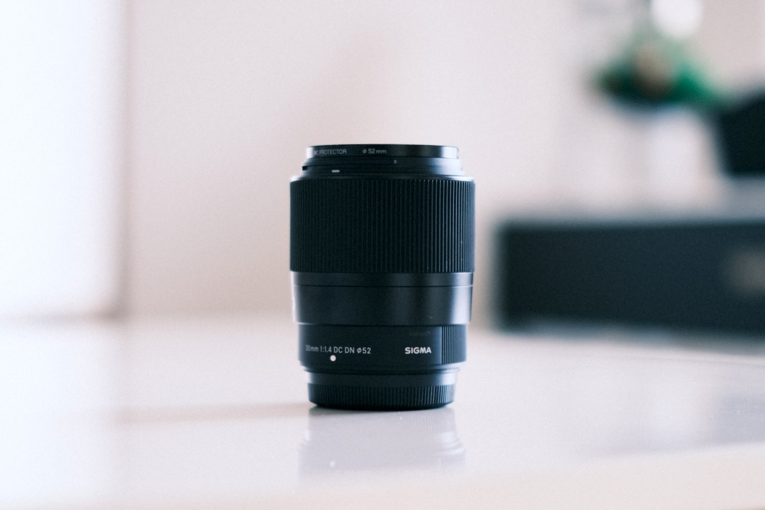 富士Xマウントの単焦点レンズSIGMA 30mm F1.4 DC DN Contemporaryを