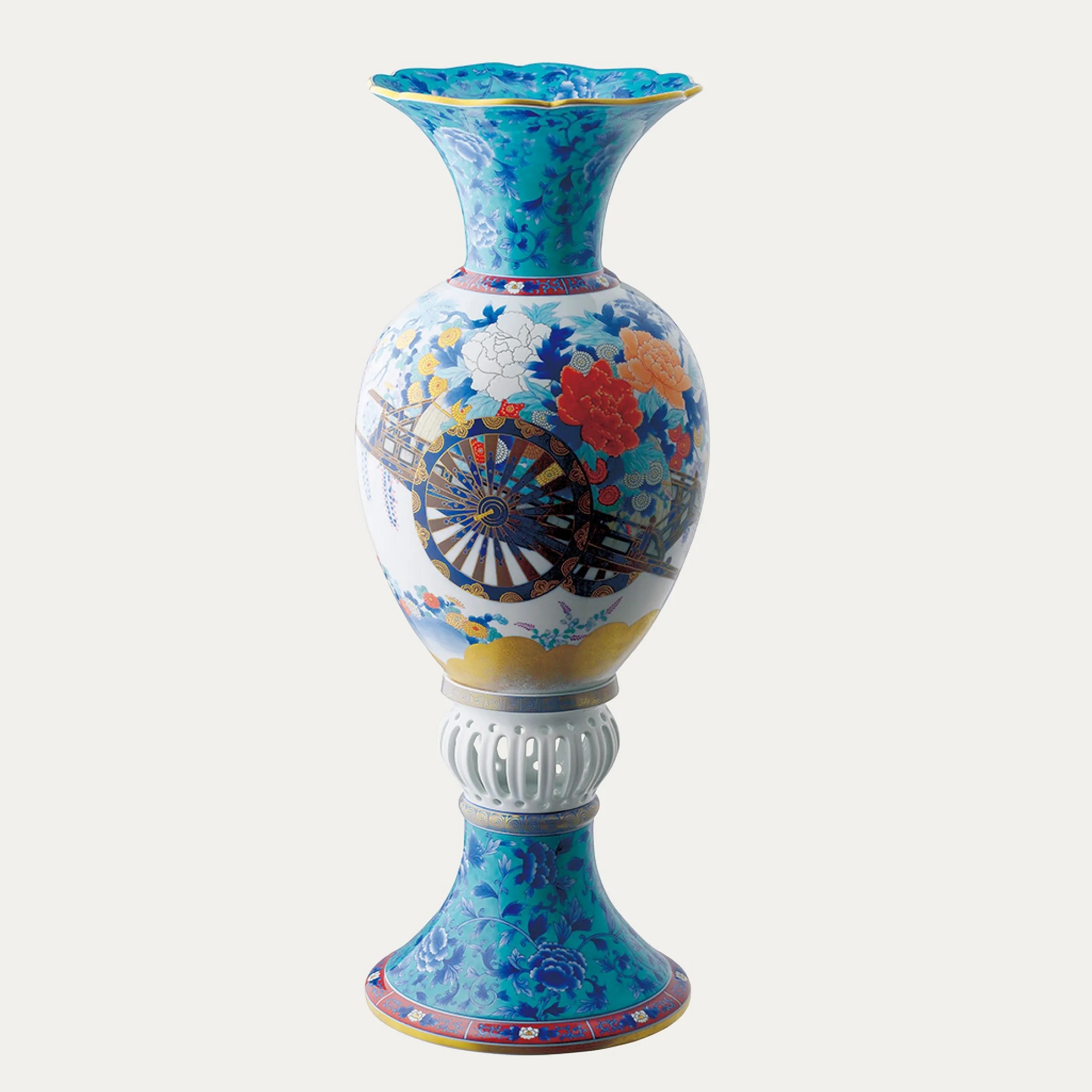 青と白の蓮の花模様の陶器壺 青と白の蓮の花模様の陶器壺