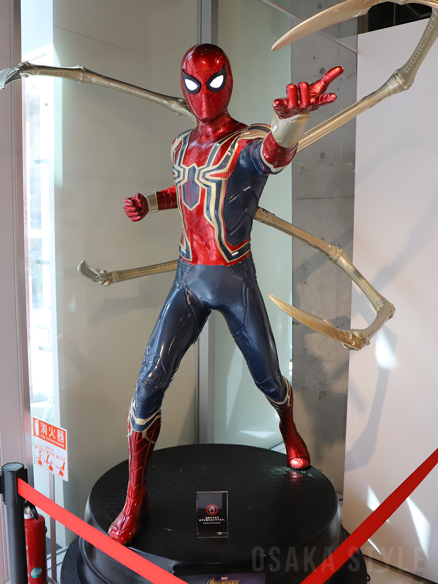 等身大 スパイダーマン フィギュア ☆超美品 ショップ 等身大