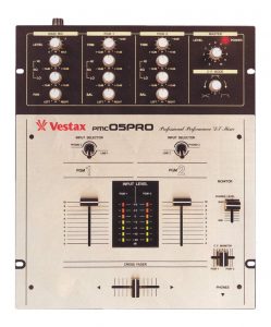 VESTAXのミキサーになります。 Vestaxが生んだ数々のプロダクトを