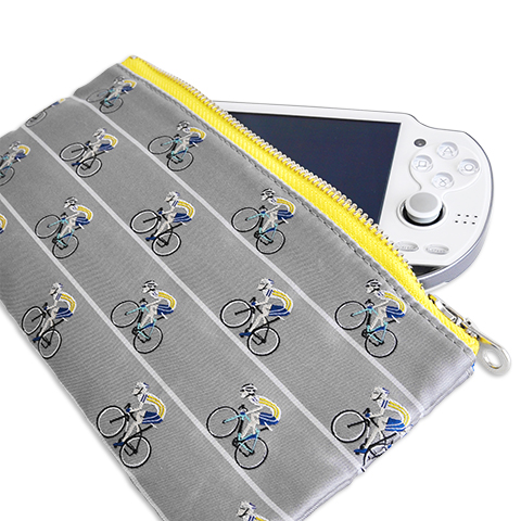 弱虫ペダル』王者・箱学モチーフのポーチが繊細かつオシャレなオトナ