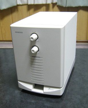 ONKYO GXー100HDとPOWERED SUPERWOOFER SW-5A ONKYO GXー100HDと