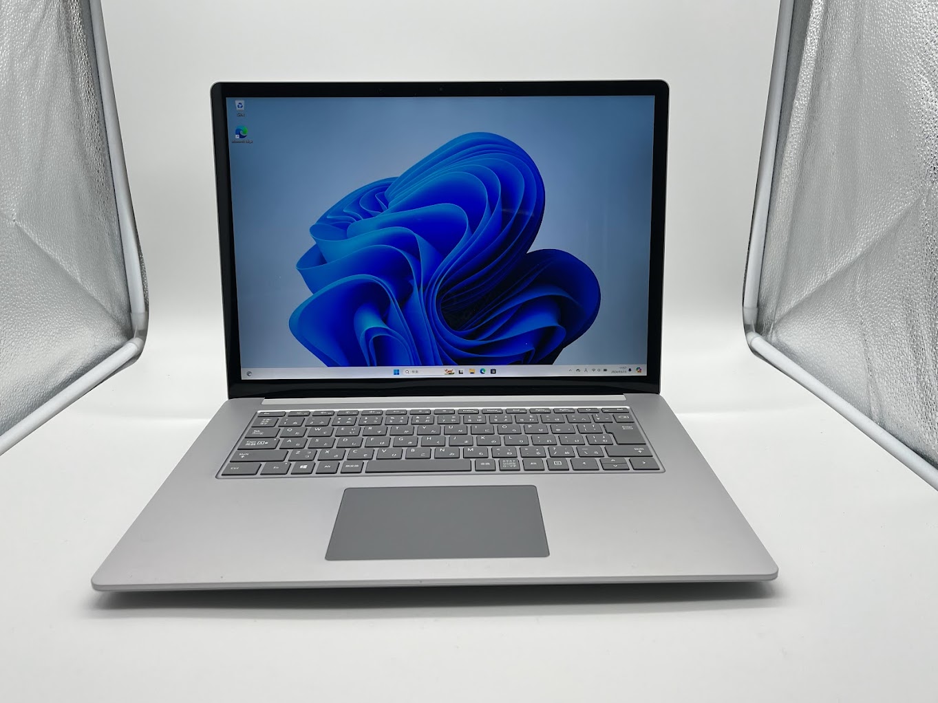 Microsoft Model 1873 ブラック タブレット 本体 Microsoft