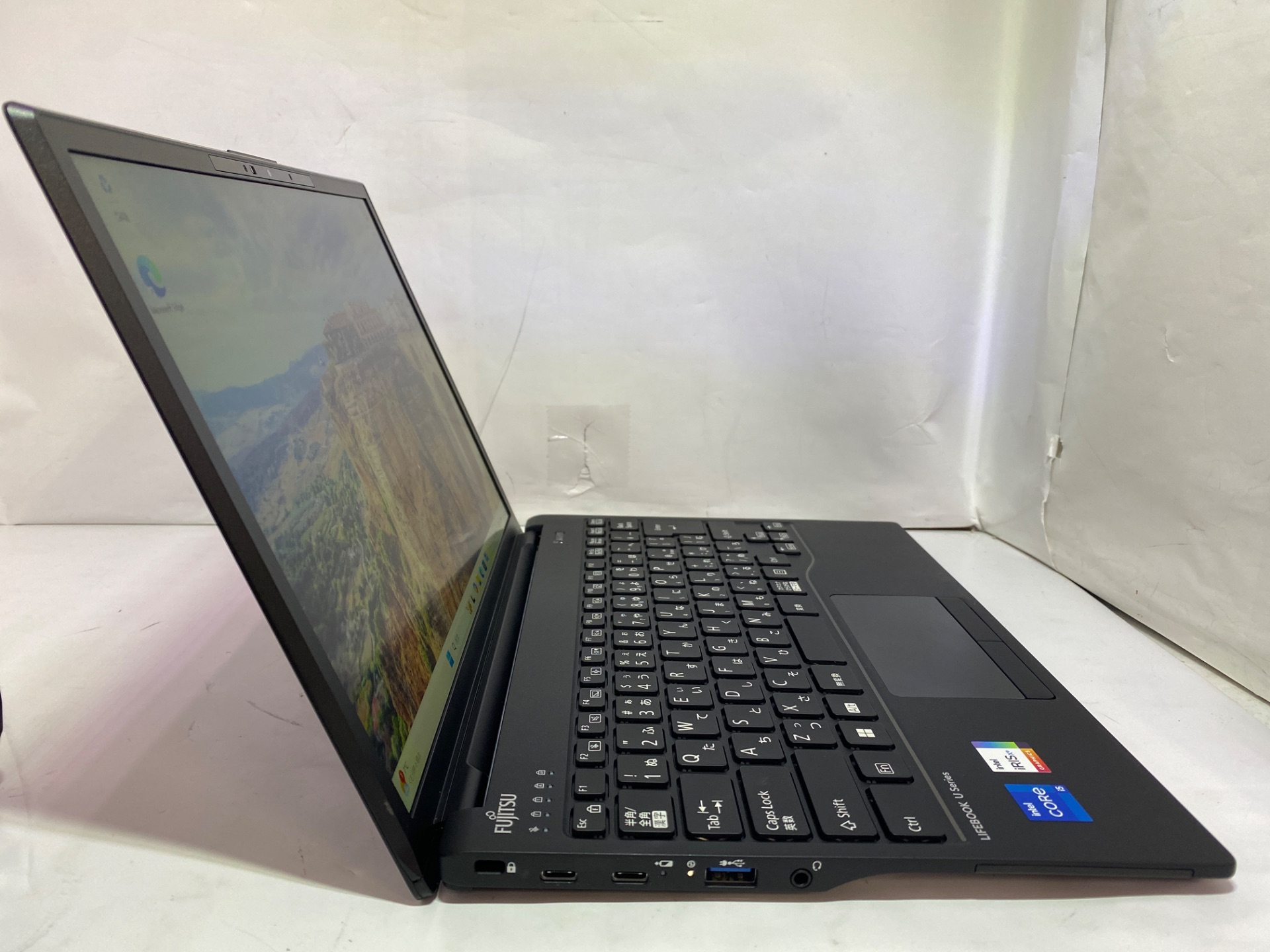 FUJITSU(富士通) LIFEBOOK U9313/NX (FMVU660EKP)の激安通販(詳細情報