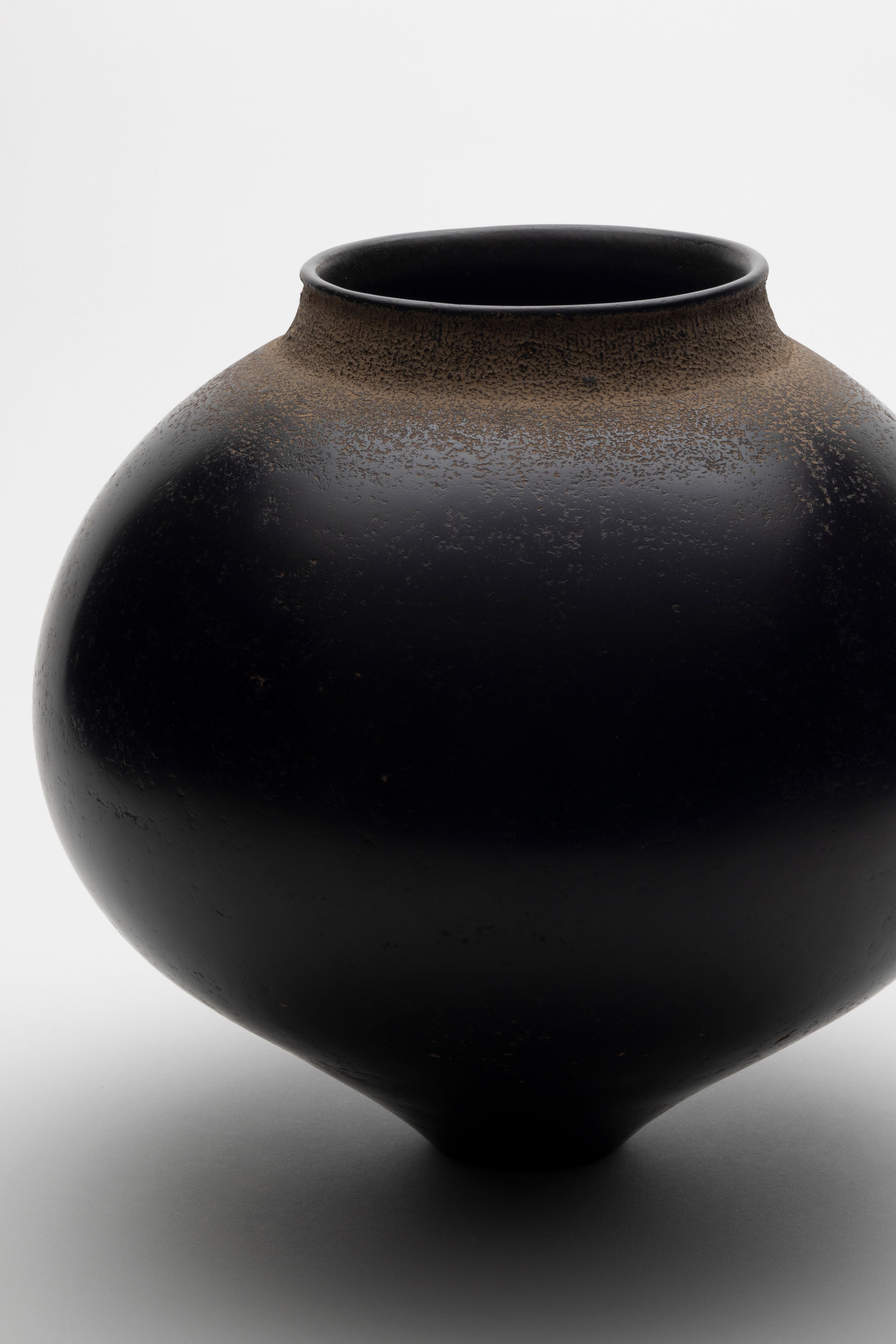 安齋賢太 花器 一輪挿し 安齋賢太 花器 一輪挿し 黒 黑 花器 | Works