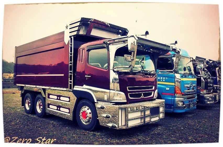 デコトラ トラック デカ箱 ダンプ スーパーグレート 完成品