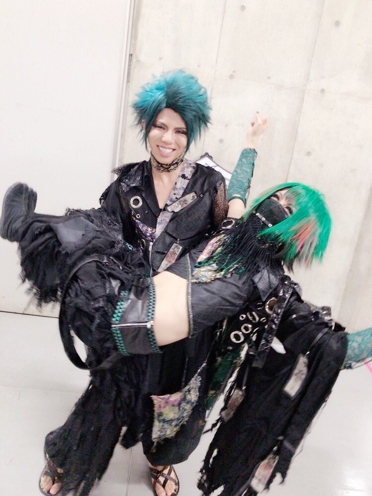 己龍 黒崎眞弥 酒井参輝 九条武政 一色日和 遠海准司 Tシャツ チェキ