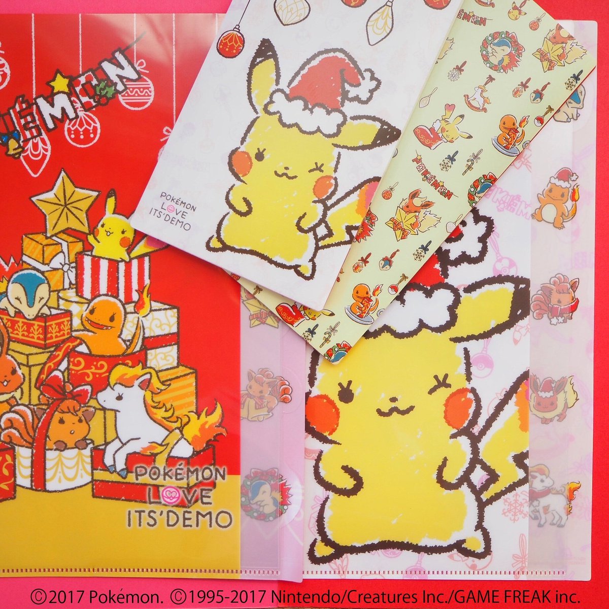 毎企画大人気のファイル類もありますよ💛 クリアファイル5P 2種類 ¥500