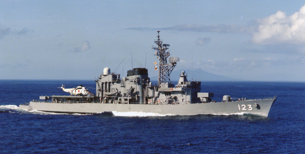 海上自衛隊　護衛艦しらゆき　メダル