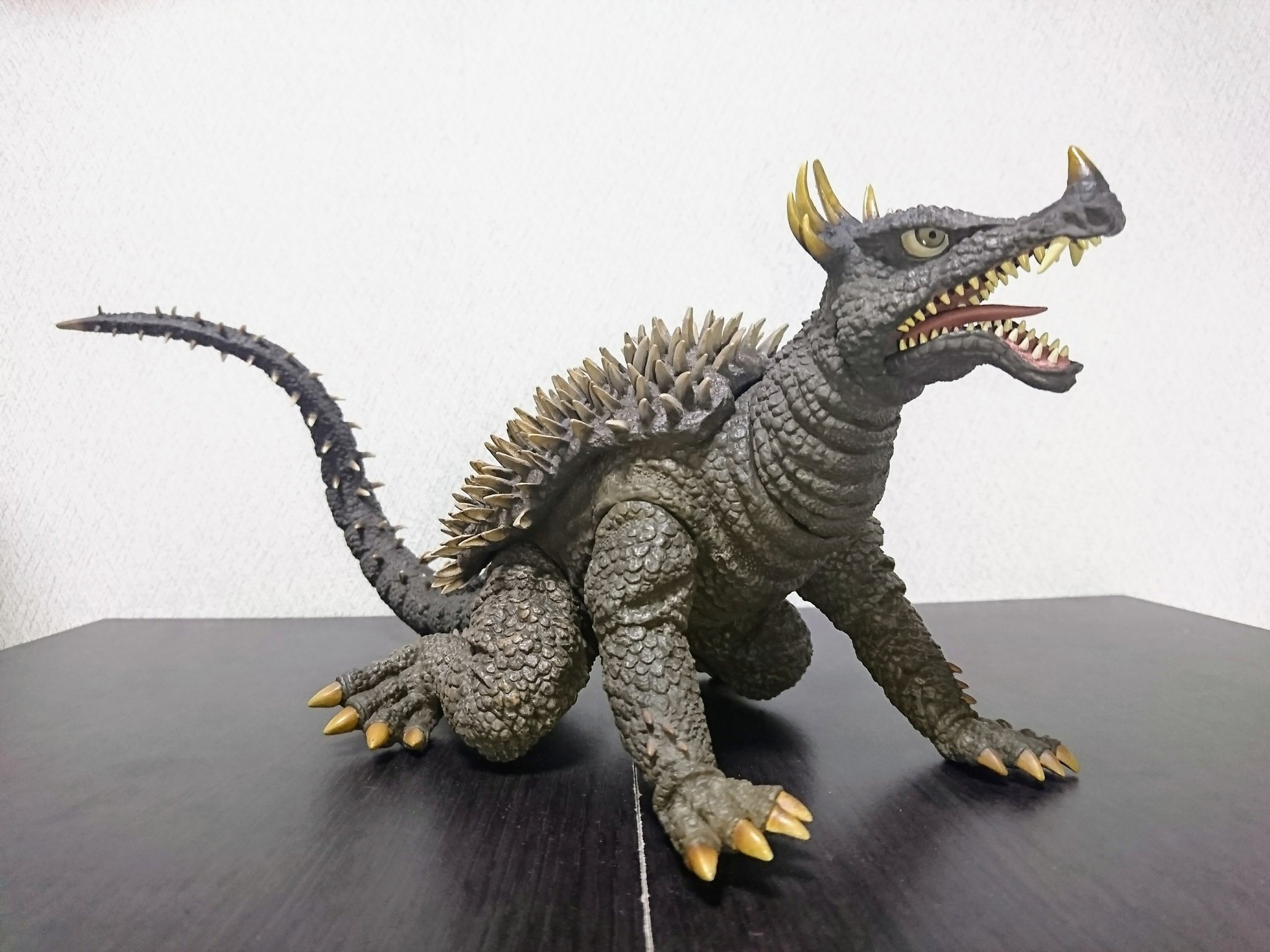 X-PLUS 東宝大怪獣シリーズ 「アンギラス(1968版)」 少年リック限定版