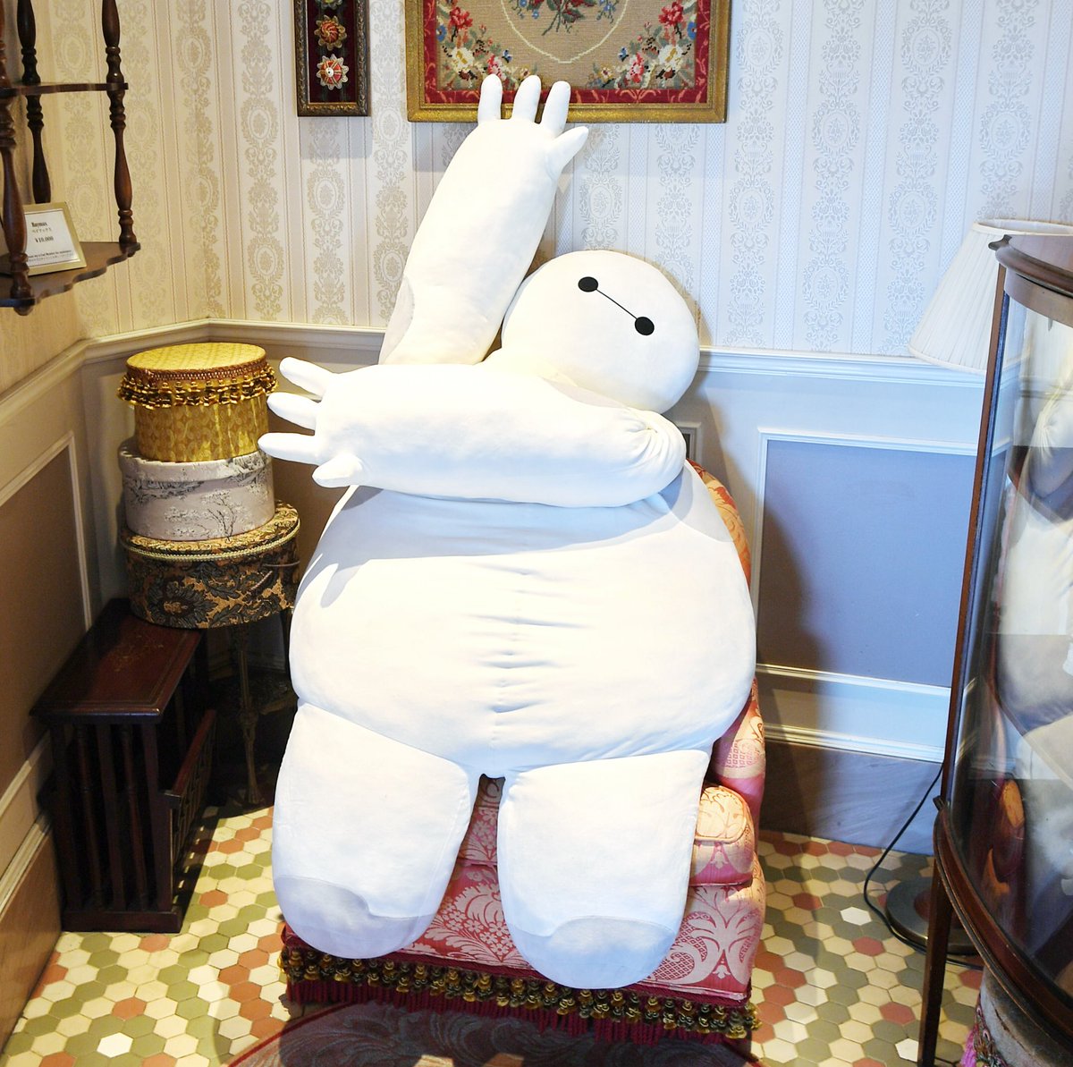 巨大 ベイマックス ぬいぐるみ ベイマックス”巨大ぬいぐるみ