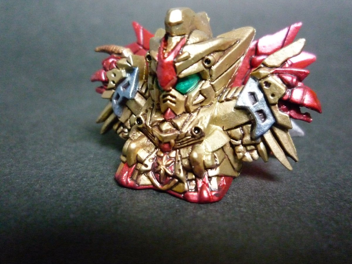 過去塗り。ガン消し スペリオルドラゴンEXです。 ゴールドの発色が苦労