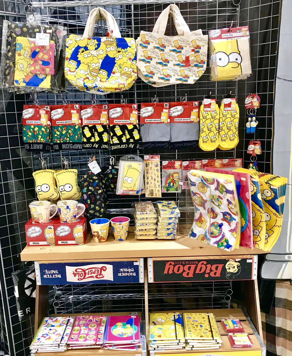 大人気シンプソンズのグッズが大量入荷致しました！！ 可愛いので是非