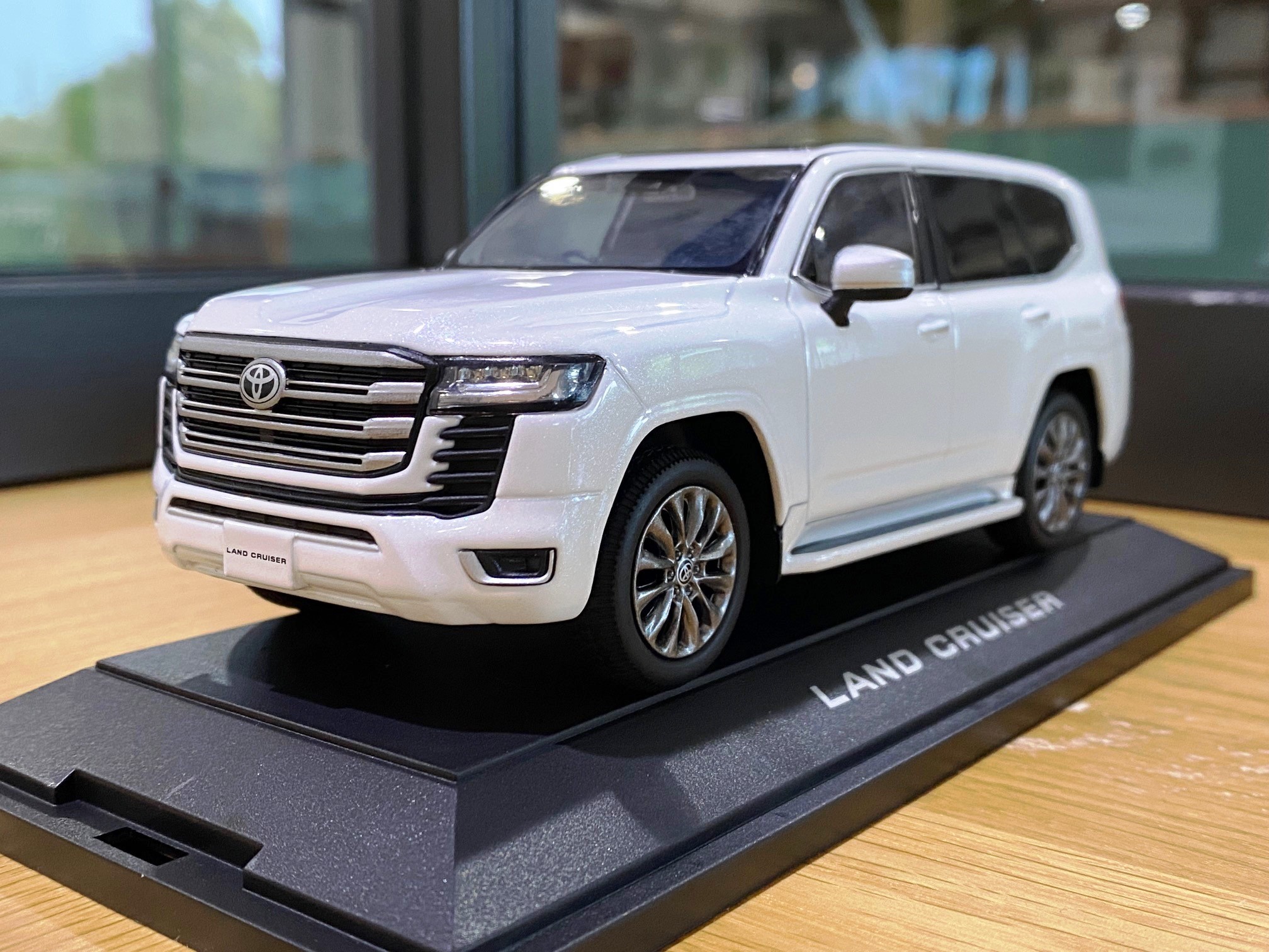 1/30 トヨタ カラーサンプル ランドクルーザー70 ベージュ LAND