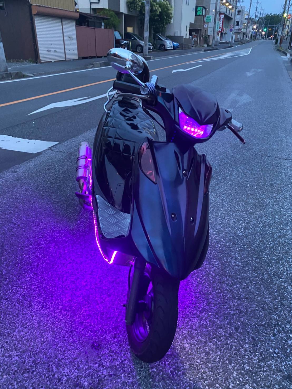 アドレスv125G 青赤イカリングヘッドライト +デビルマスクブラック