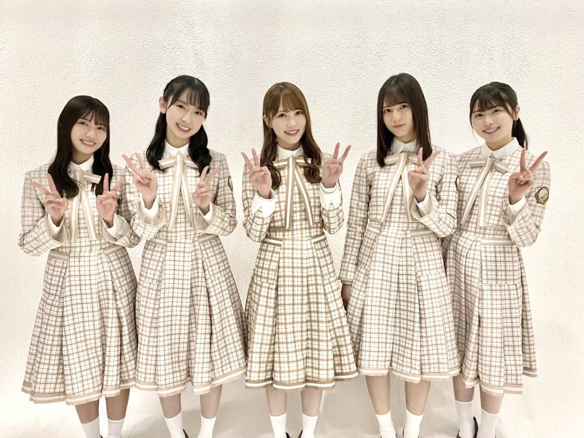 日向坂46 直筆サイン 加藤史帆 金村美玖 河田陽菜 小坂菜緒 丹生明里