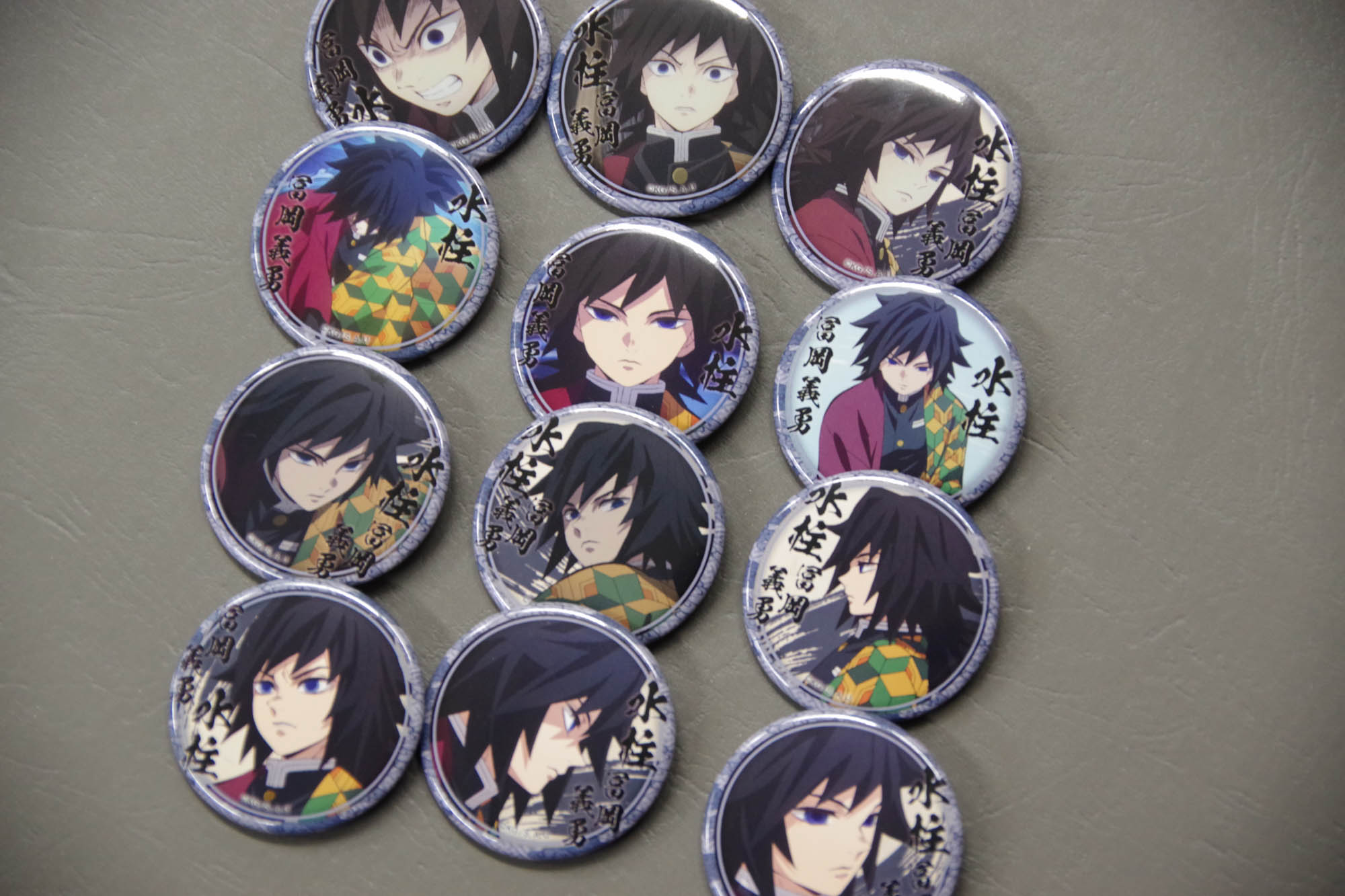 鬼滅の刃 絵巻カフェ くじ引き44mm缶バッジ 冨岡義勇 コンプリート 12