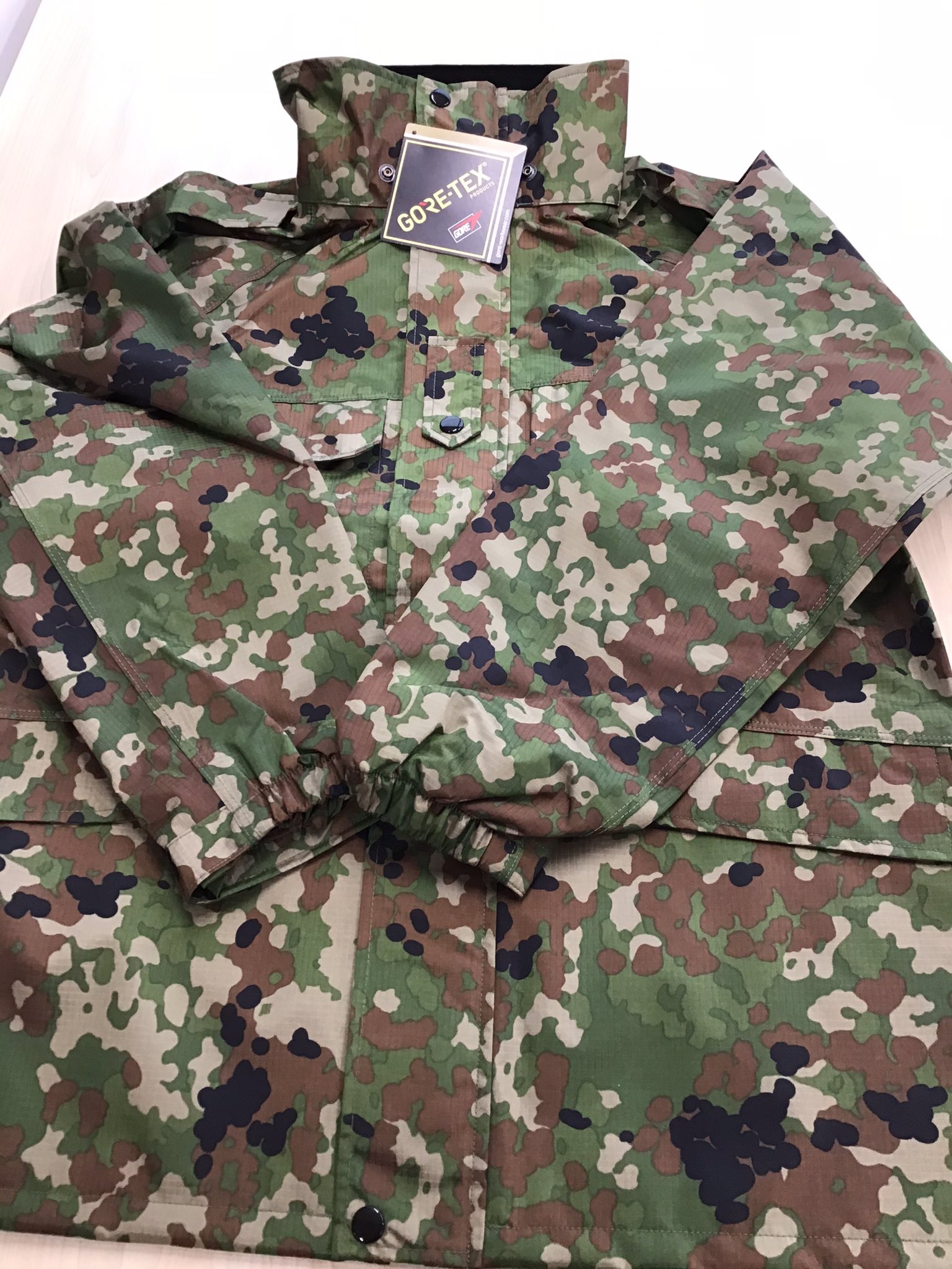 モンベル カモワッチレインスーツ L / montbell Gore Tex mont・bell