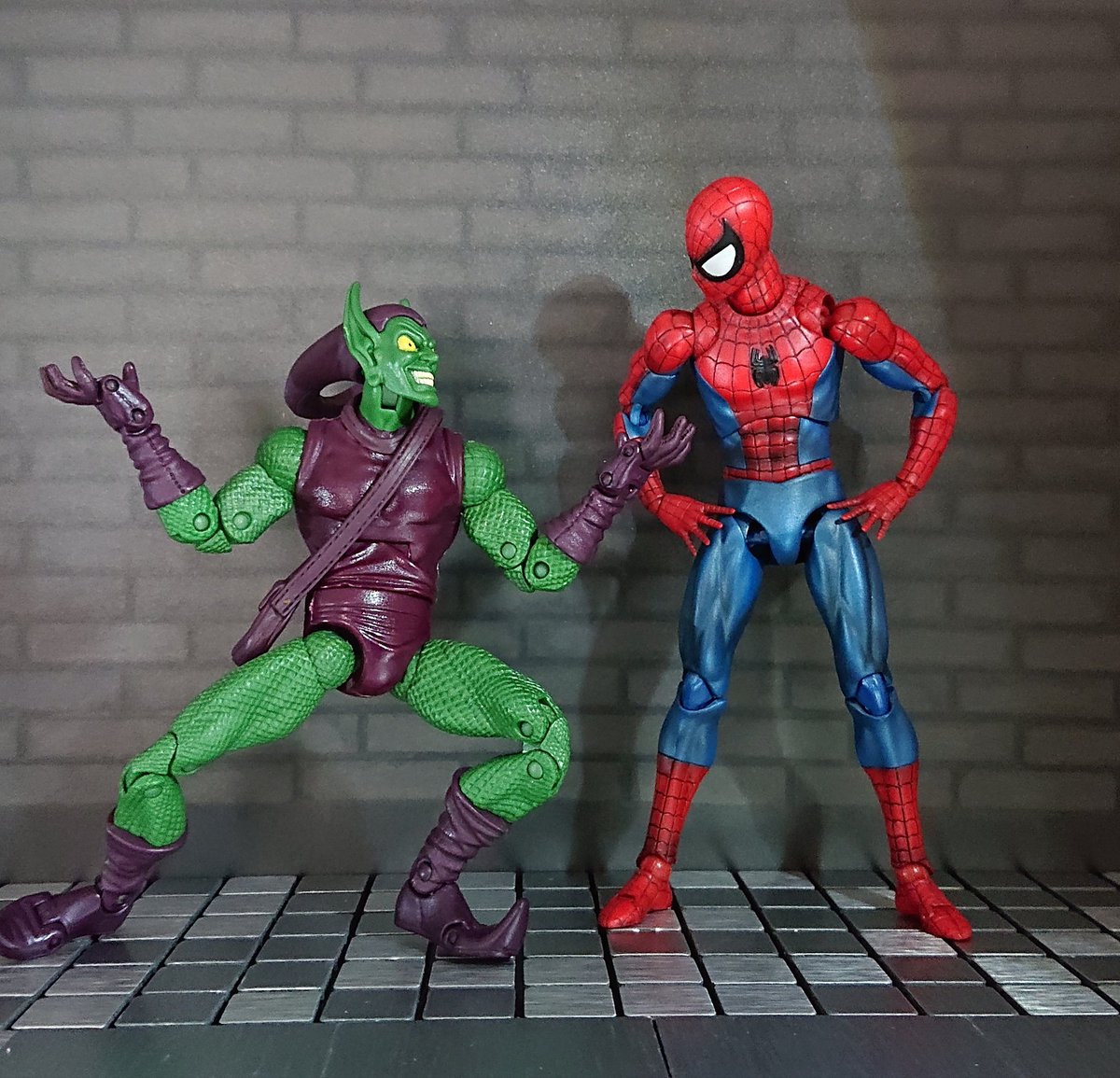 トイビズ マーベルレジェンド スパイダーマン グリーンゴブリン