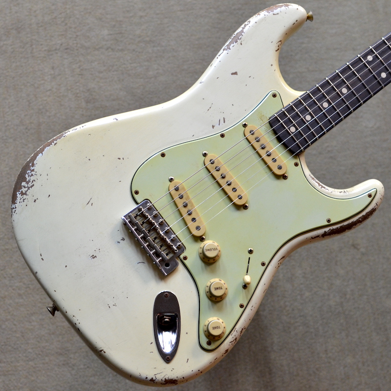 価格交渉ご自由に!ストラトキャスターレリックホワイト