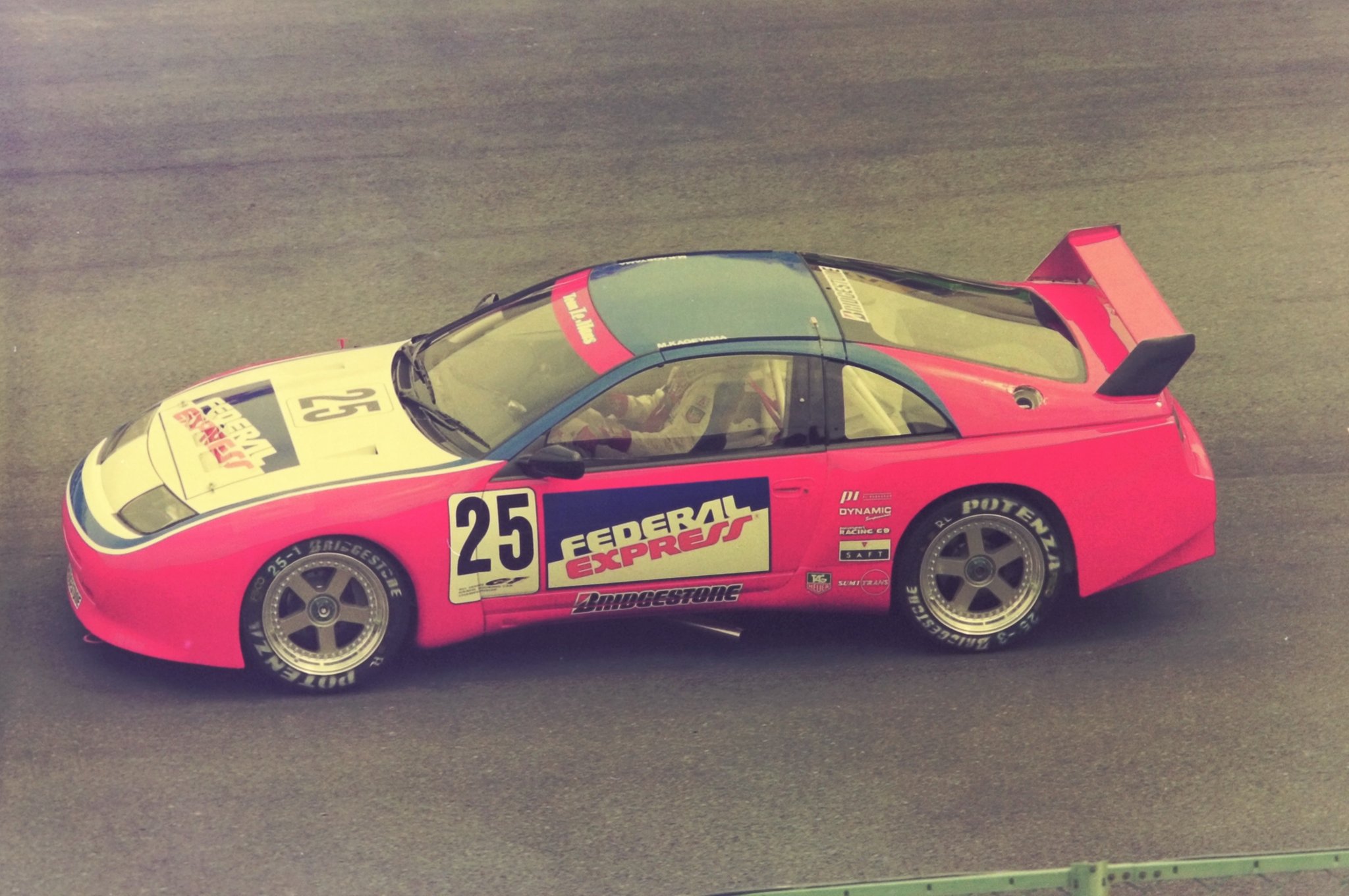 額装済/Car Lift Connecticut（クリス プライタス）/ポスター 額装済