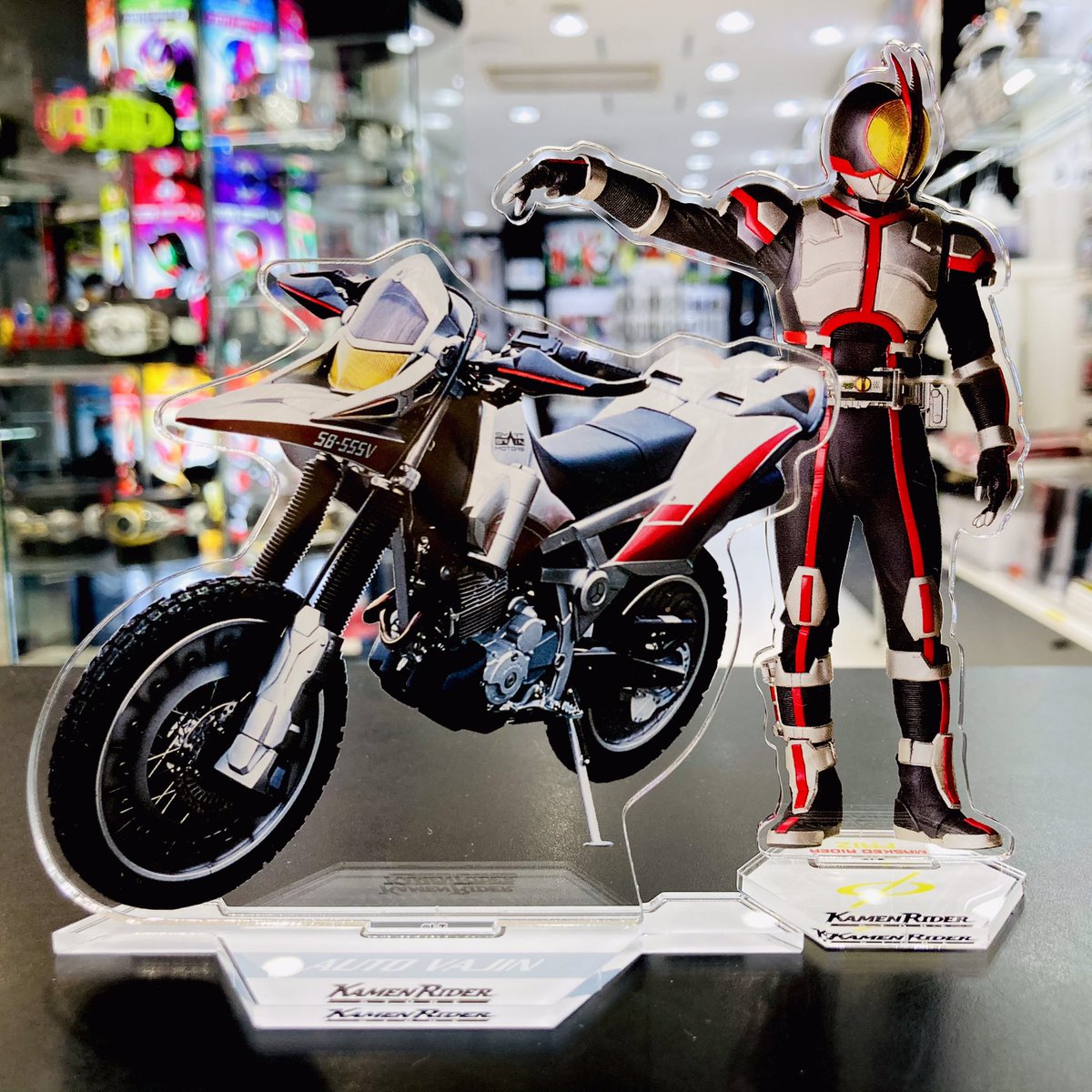 仮面ライダーストア東京店 商品情報】 明日4/28(金)から #仮面ライダー