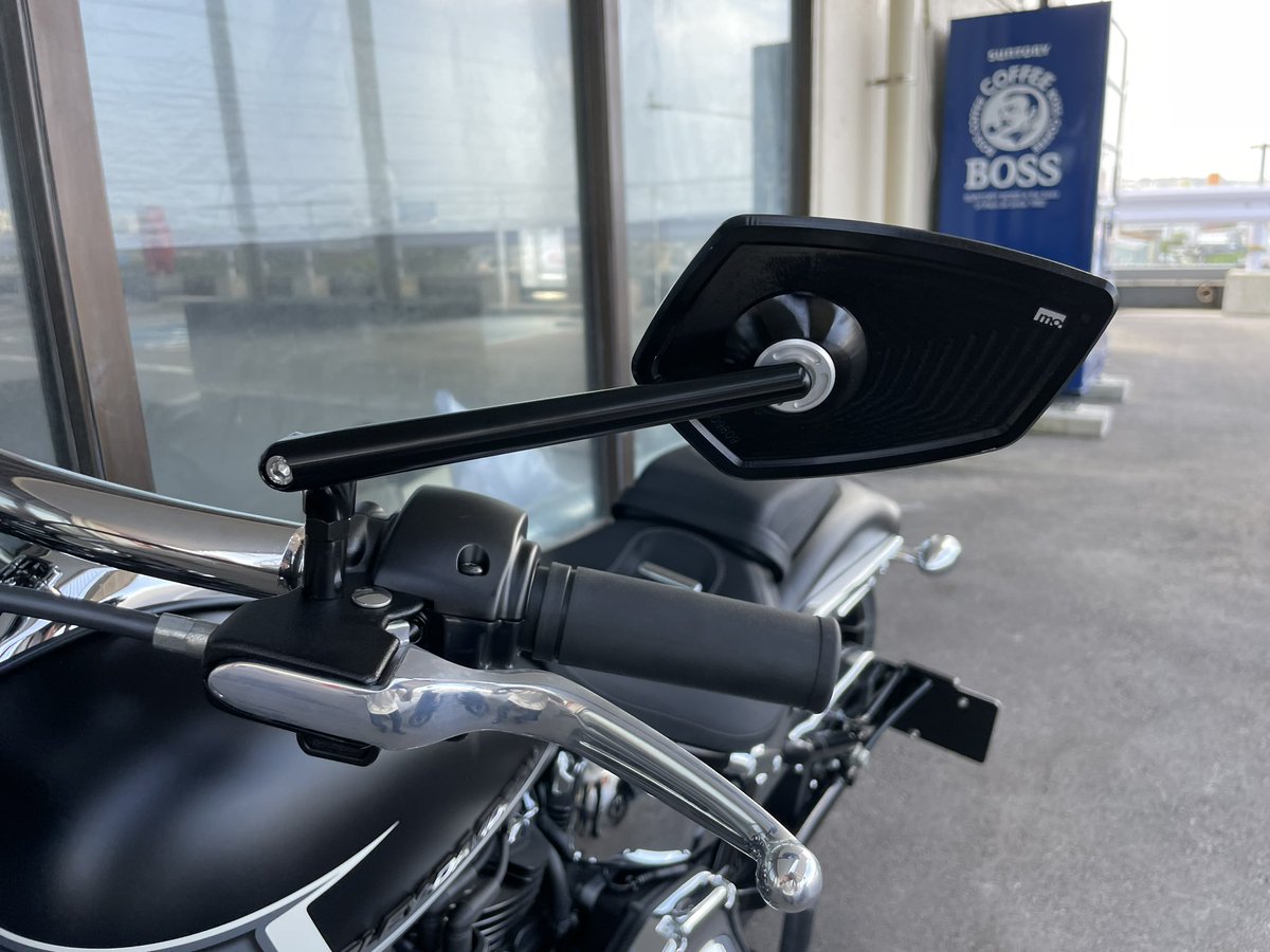 ブレイクアウト117のミラーをモトガジェットに交換。アンダーミラー