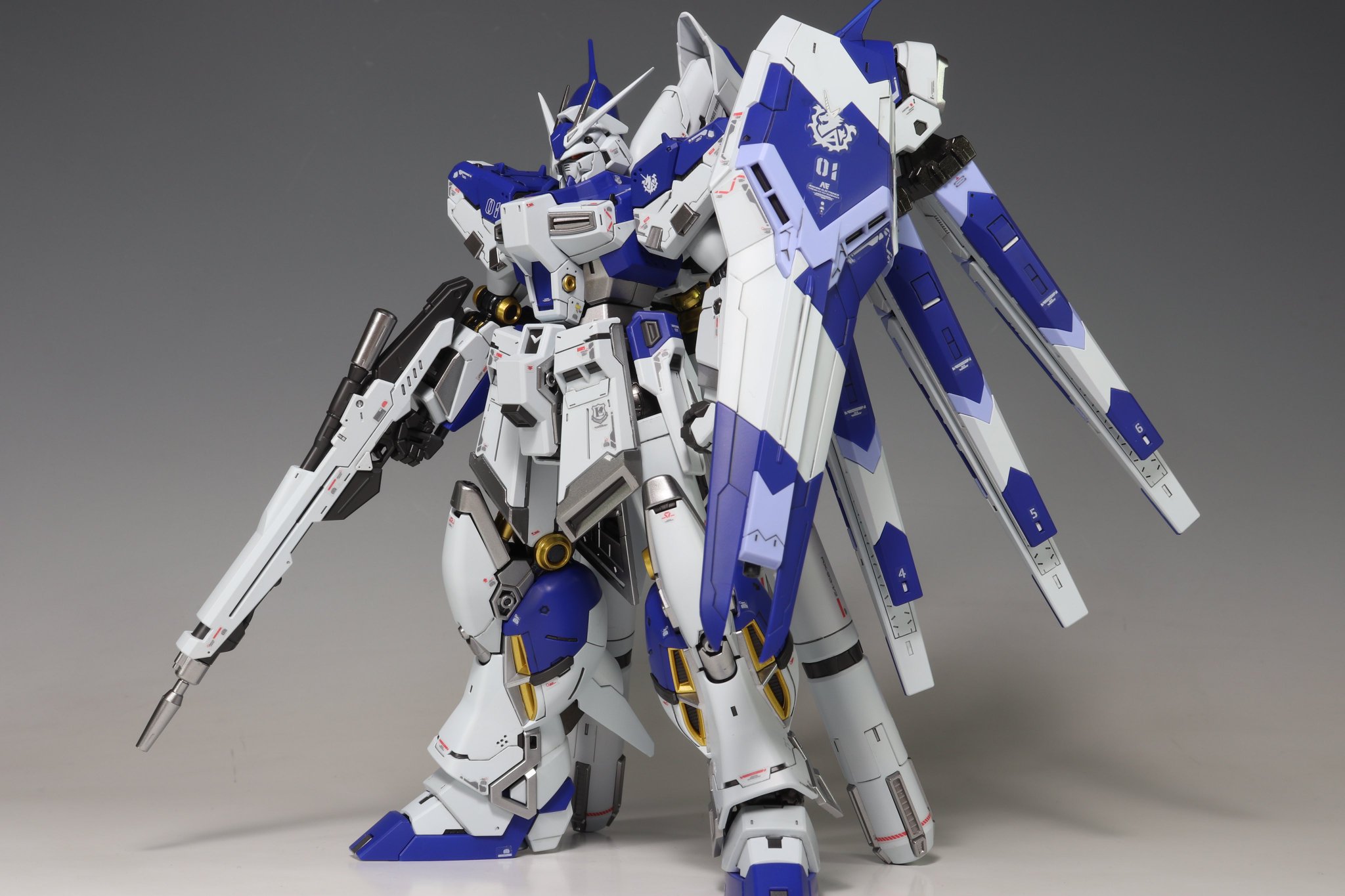 全塗装完成品 RG Hi-νガンダム【グラデーション塗装】