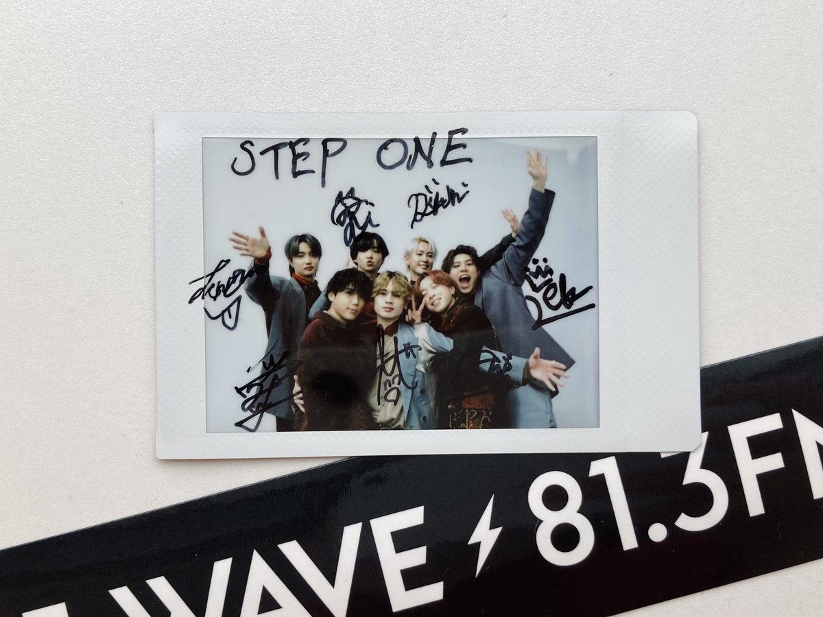 BE FIRST メンバー全員直筆サイン 写真 J-WAVE STEP ONE on X