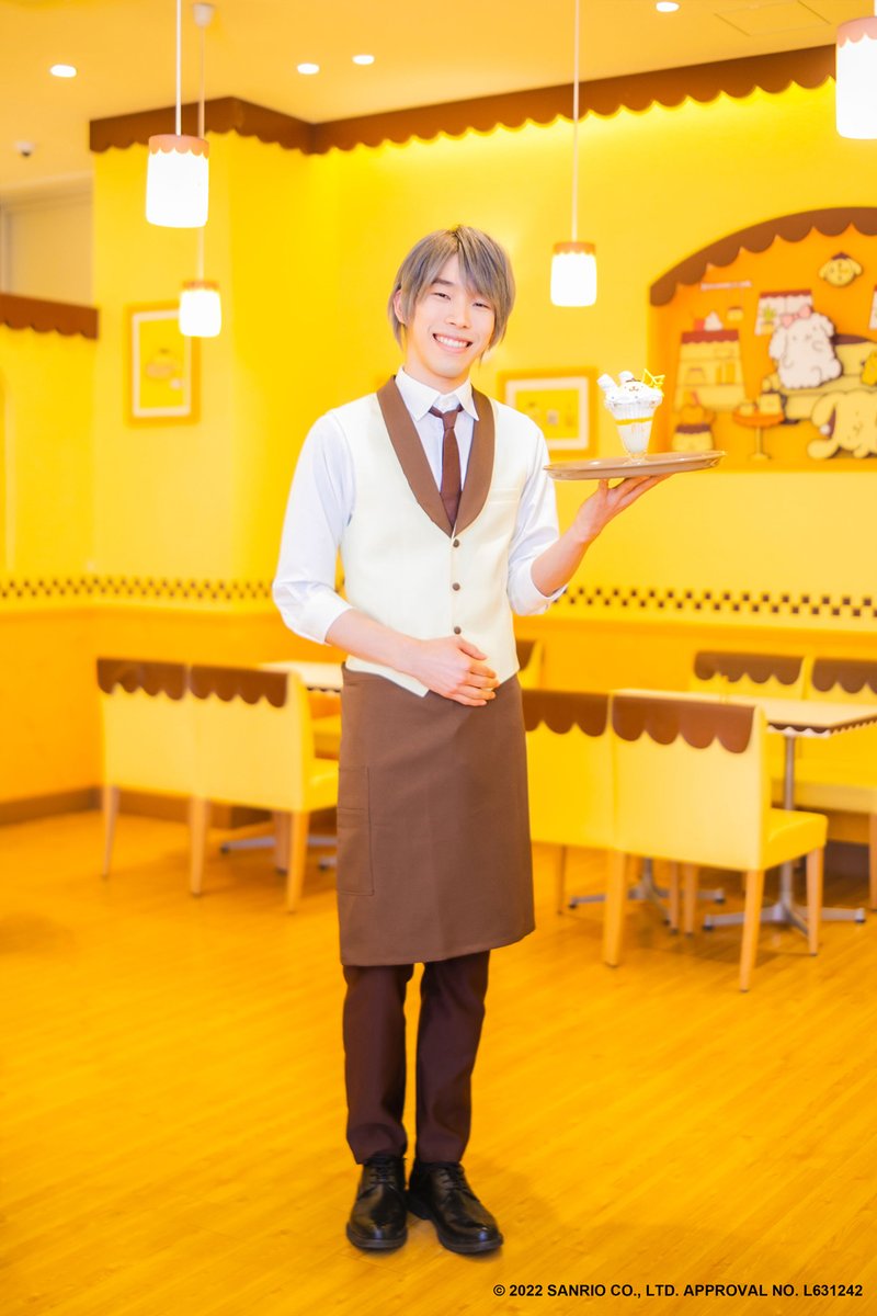 🍮おしらせ🍮】 7月1日よりポムポムプリン カフェのスタッフの制服が