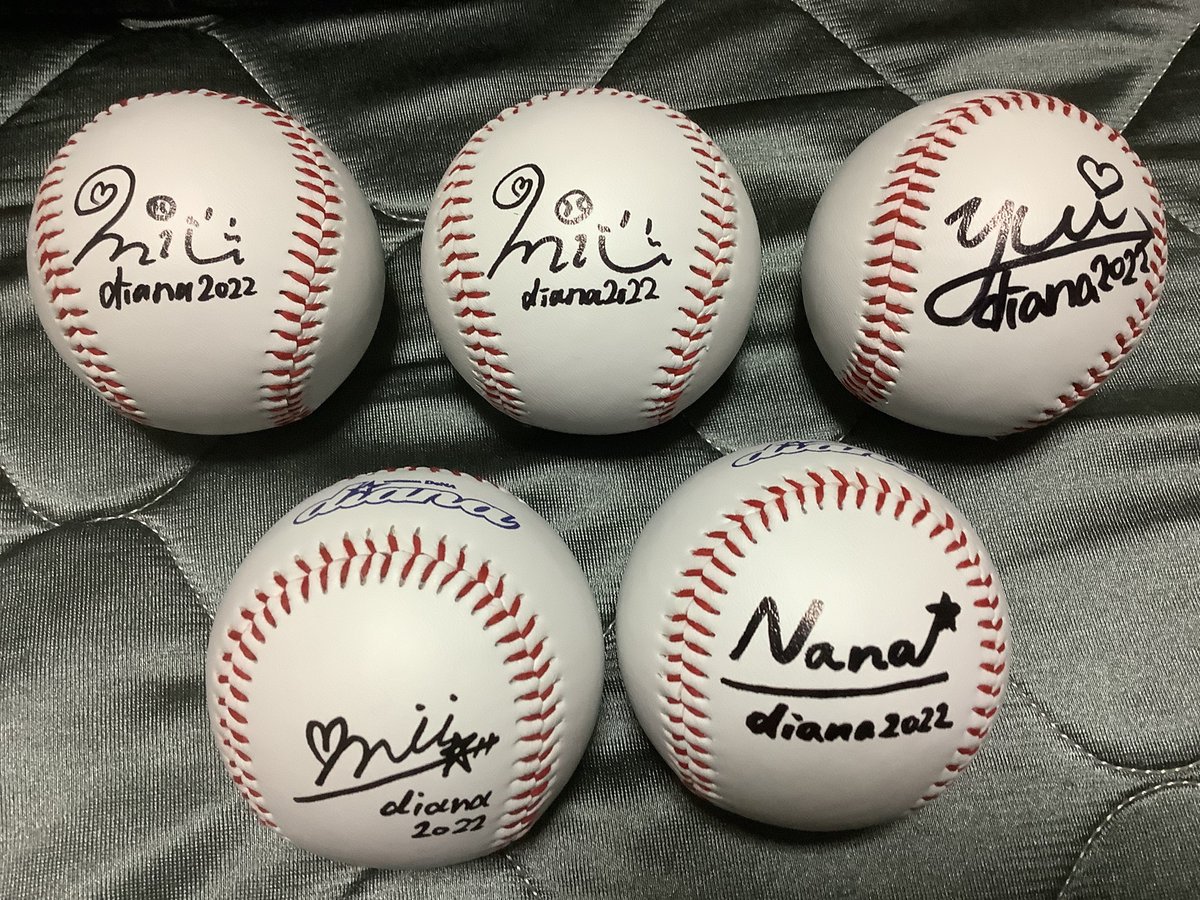 横浜DeNAベイスターズ diana 直筆サインボール 2025 aki Aki】THE