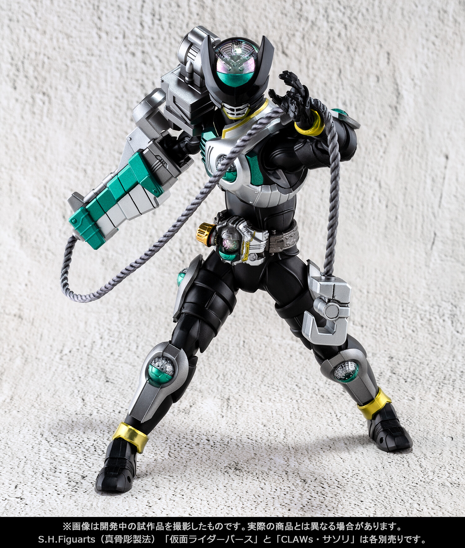 真骨頂仮面ライダー・バース 真骨頂 CLAWs・SASORI S.H.Figuarts（真骨