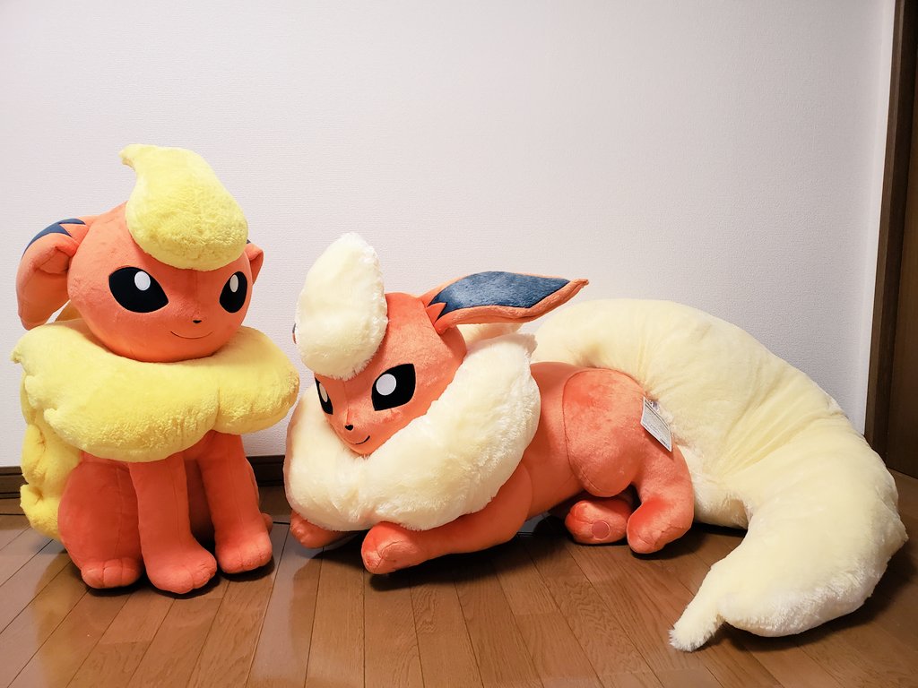 等身大 ブースター 寝そべり ポケモン 等身大ブースター ぬいぐるみ