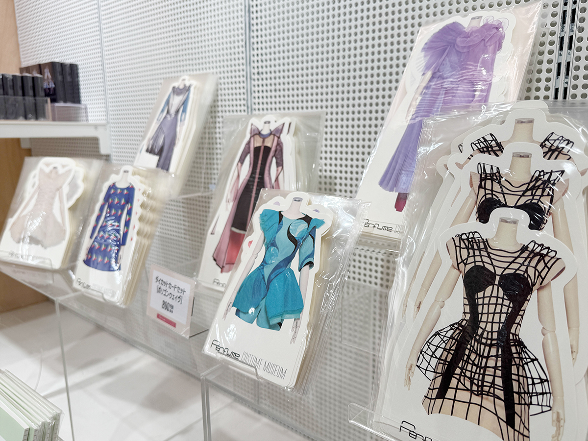 新品未使用・非売品】Perfume ポスター 7枚セット Perfume展 2025年