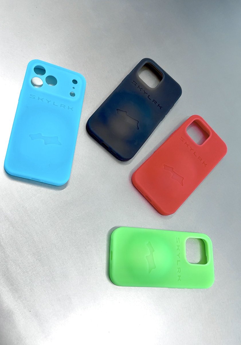 SKYLRK 節約をギリギリまで誓ってたのに。。。 iPhoneケースpromax