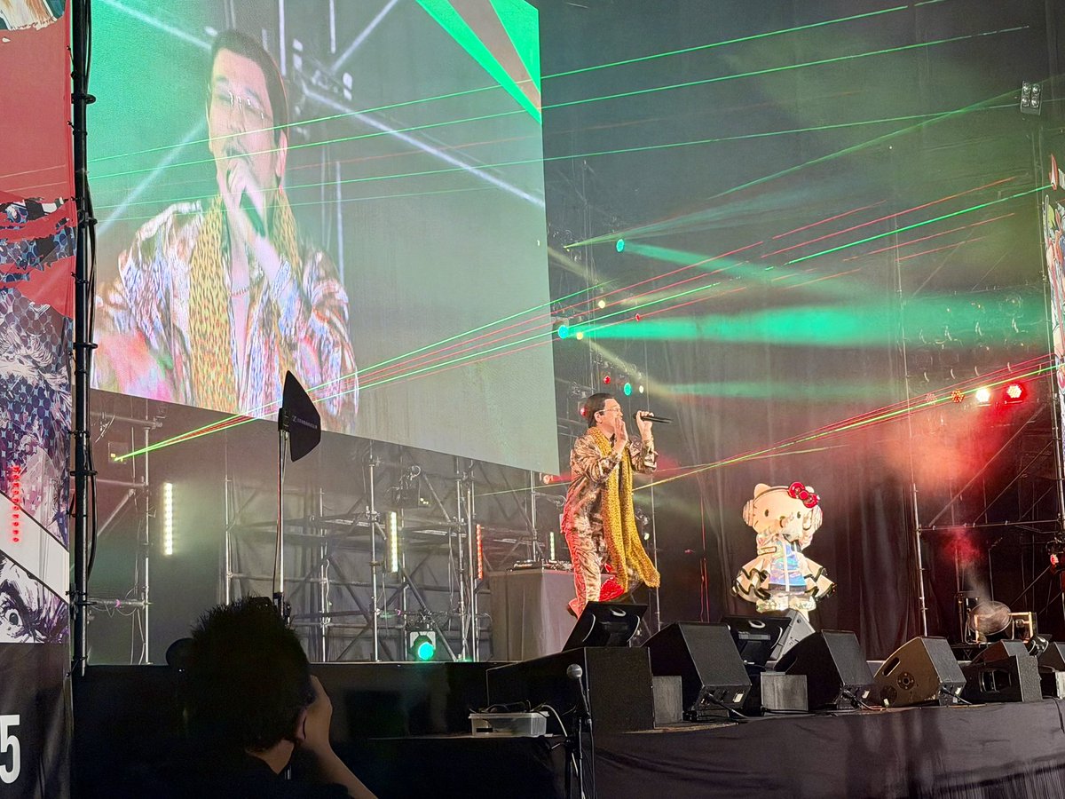 東京コミコン、DJ HELLO KITTYとのコラボLive！ 最高でしたピコ！ この
