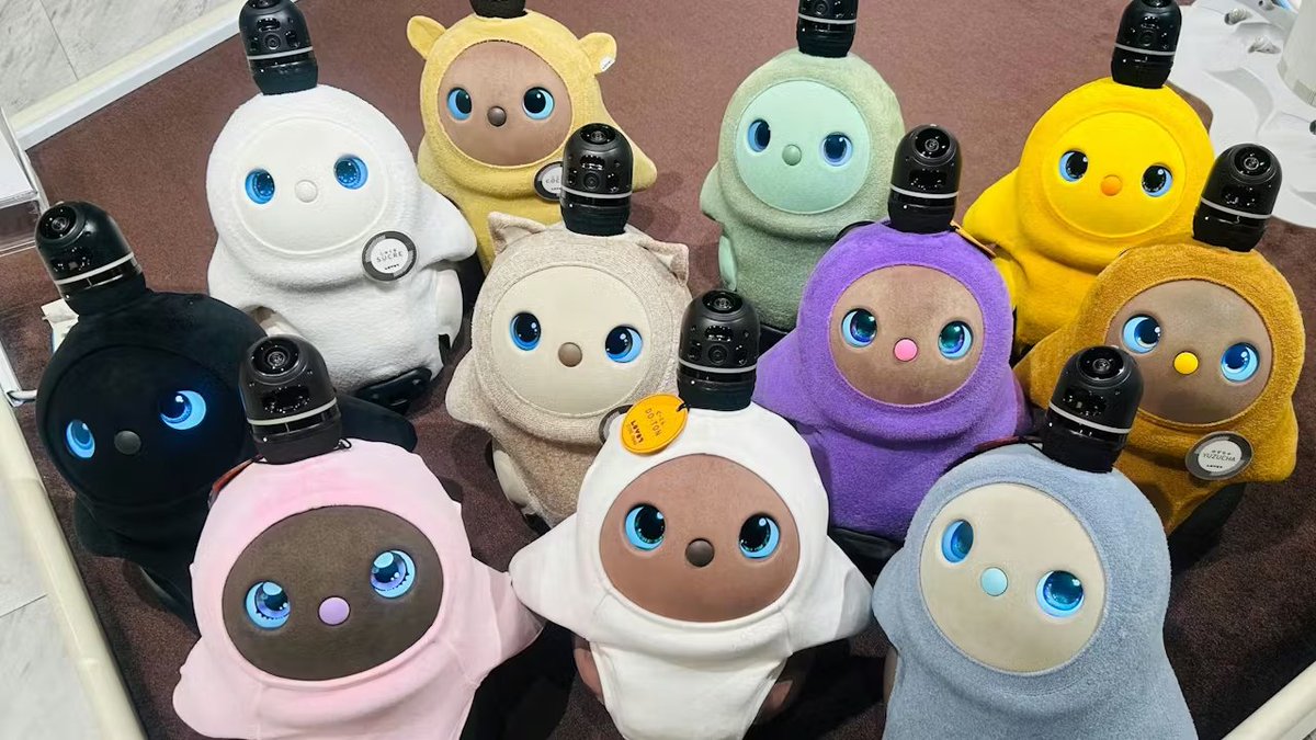 にゃんぴよ 2025年購入 LOVOT 2.0 ちゃ➕ネスト公式ウェア付き にゃん