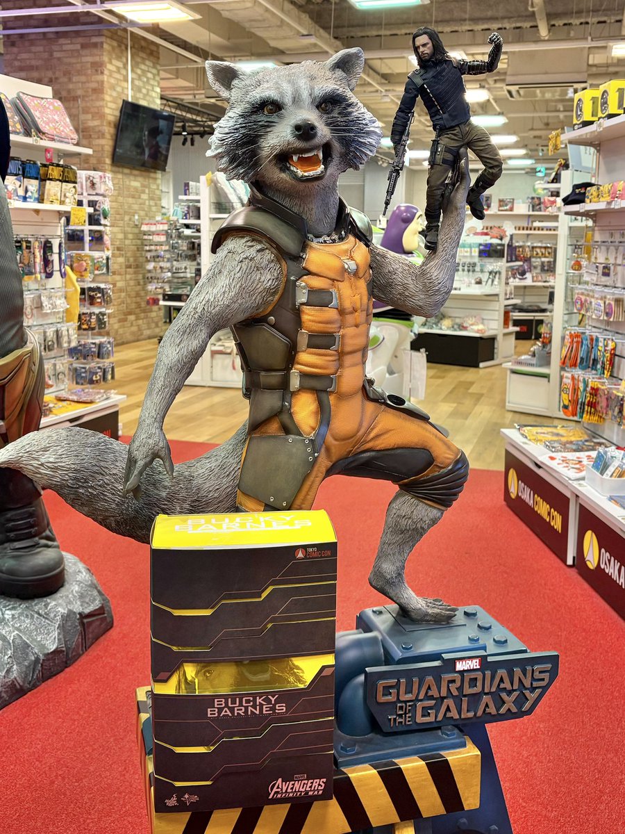 セバスチャンスタン バッキーバーンズ フィギュア ホットトイズ 東京