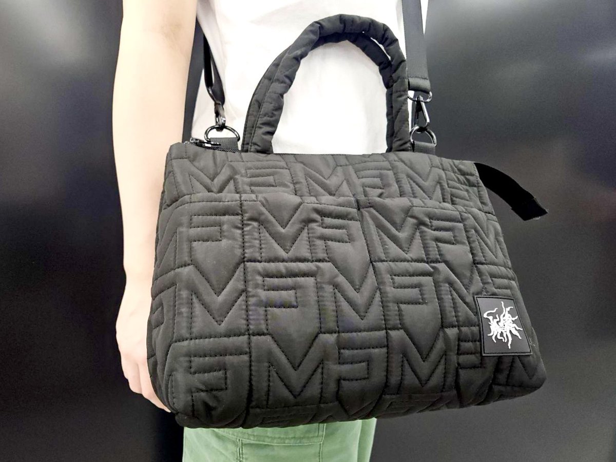 大感謝祭 𝗟𝗜𝗩𝗘 𝗣𝗥𝗢𝗗𝗨𝗖𝗧 〗 ✧ キルティングトートバッグ