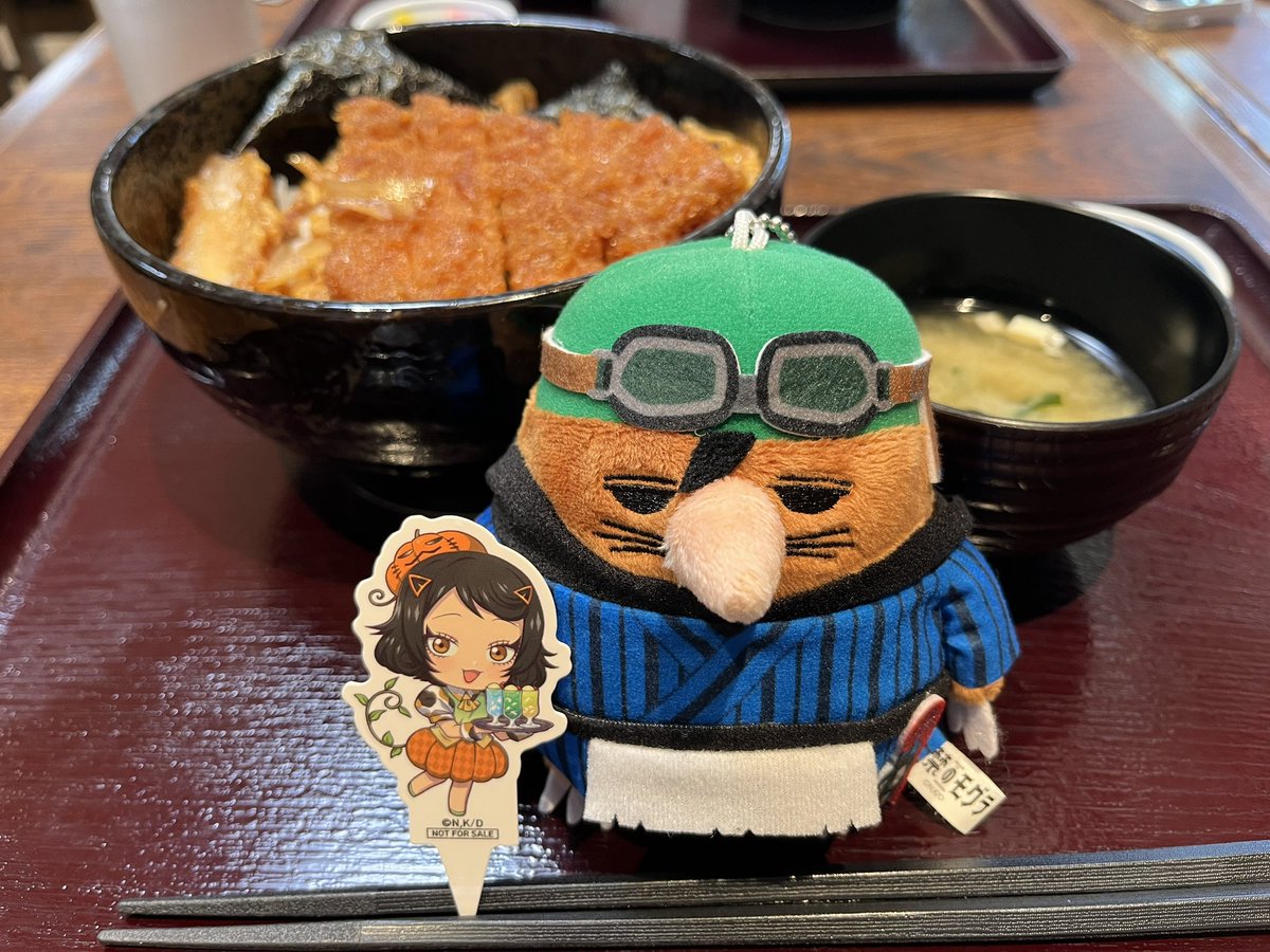 登根 作 漆器 重箱/塗箱 黒地に赤と金の文様｜登