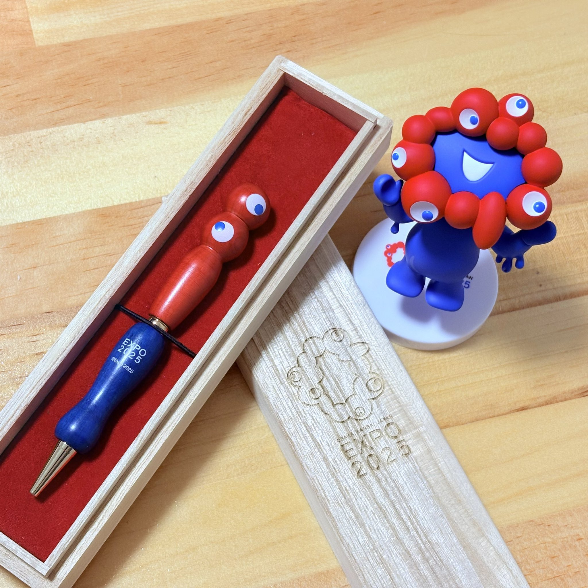 万博 ミャクミャク 大屋根リング 端材を活用した手作りボールペン